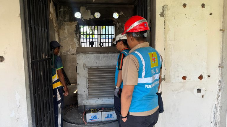 PLN ULP Sampang Pastikan Keandalan Listrik di Pendopo Bupati Menjelang HUT RI ke-80