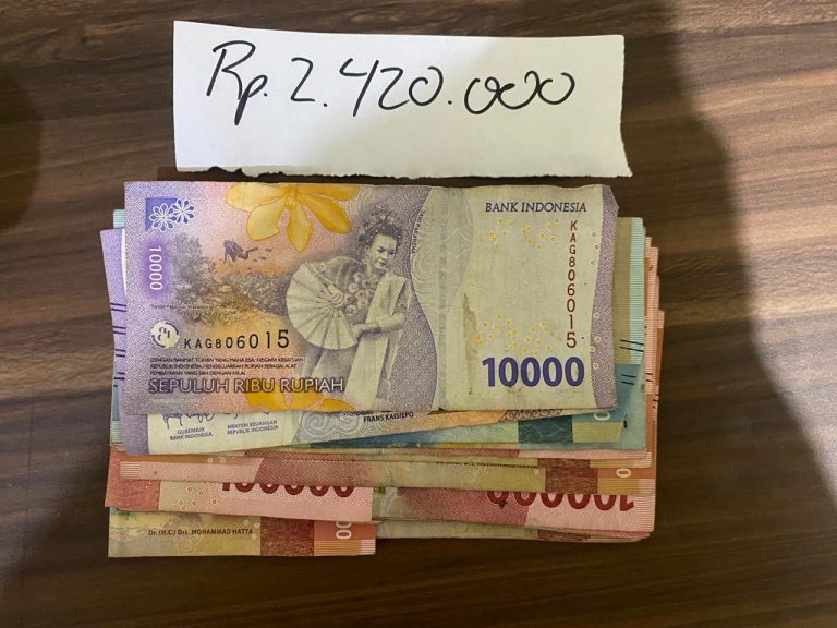 Kurang dari 24 Jam, Pembobol ATM Gasak Rp30 Juta Berhasil Dibekuk Polres Kediri
