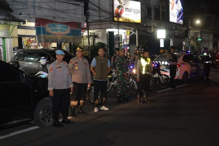 Polres Pelabuhan Tanjungperak Gencar Patroli Skala Besar Jelang Nataru