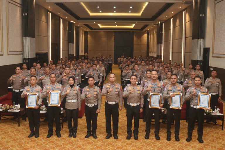 “Pasuruan:Satlantas Polres Pasuruan Raih Terbaik 1 Teguran Presisi dan E-Turjawali”