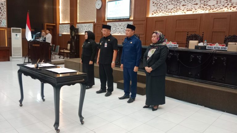 DPRD KOTA PROBOLINGGO GELAR RAPAT PARIPURNA BERSAMA MEBAHAS TENTANG ANGGARAN PENDAPATAN DAN BELANJA DAERAH