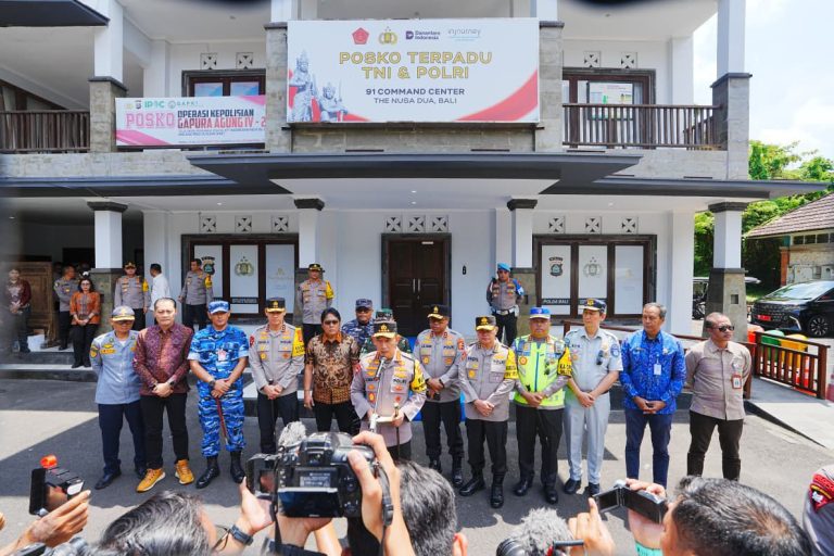 Pantau Libur Lebaran dan Arus Balik di Bali, Kapolri: Pelayanan Terbaik untuk Masyarakat