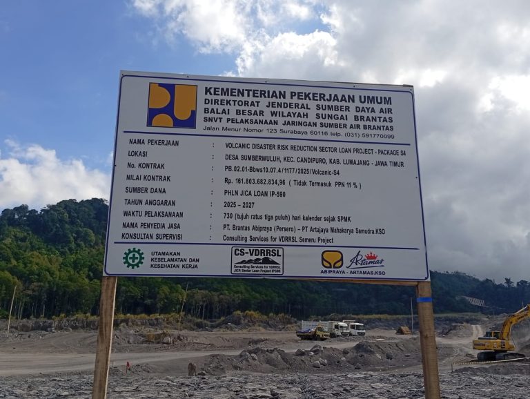 Gerak Cepat Kementrian PUPR Dalam Penanggulangan Banjir Deck Tahan Banjir Lahar Semeru Lumajang